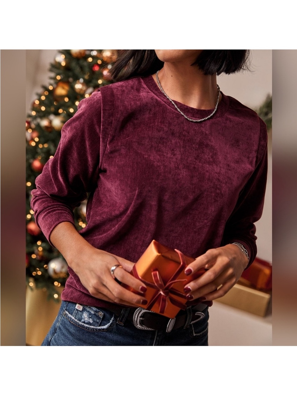 Evereve Holly Burgundy Velour Pleated Sleeve Top